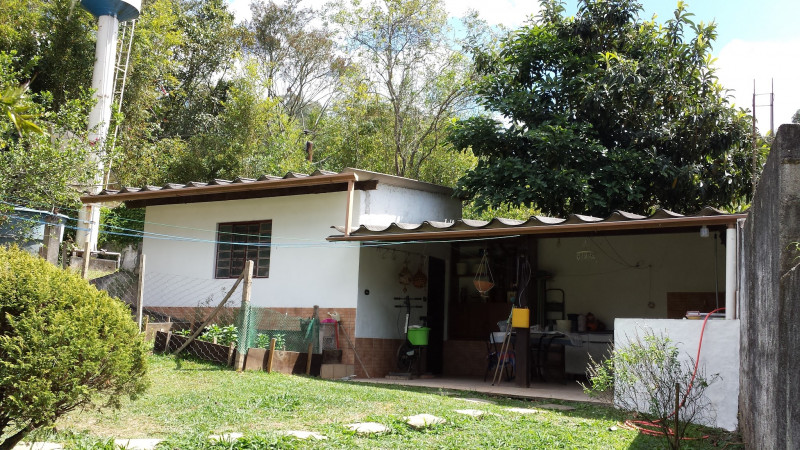 Chácara à venda são joão novo com 520m² e 4 quartos por R$ 700.000 - 230948679-casa-1-lavanderia-e-quarto-fechado.jpg
