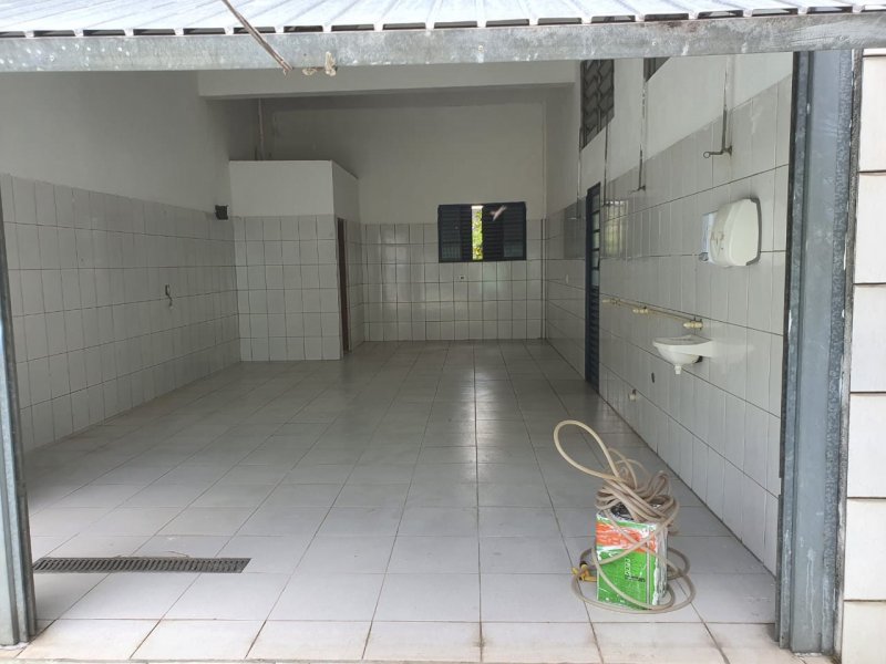 Comercial para alugar Cumbica com 120m² e  quartos por R$ 2.000 - 1286989961-whatsapp-image-2021-02-08-at-14.jpeg