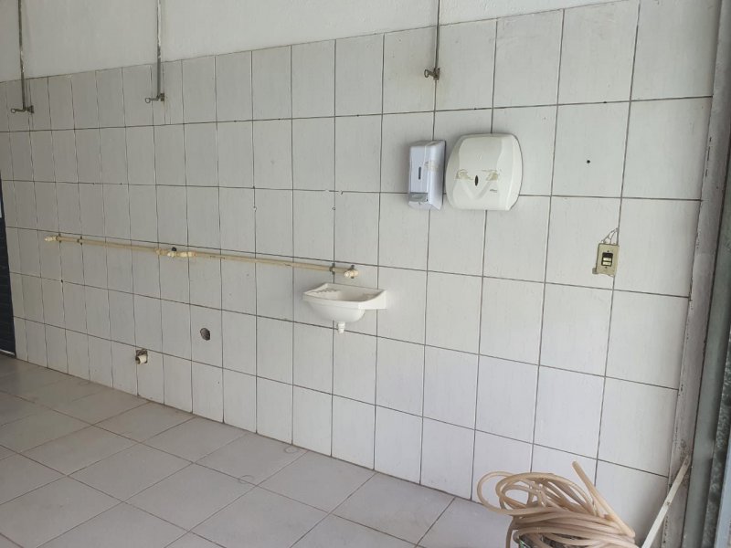 Comercial para alugar Cumbica com 120m² e  quartos por R$ 2.000 - 2003008622-whatsapp-image-2021-02-08-at-14.jpeg