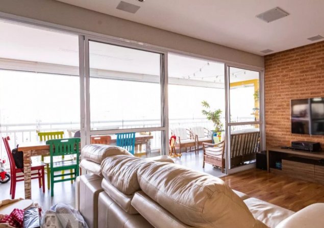 imóvel com 104m²