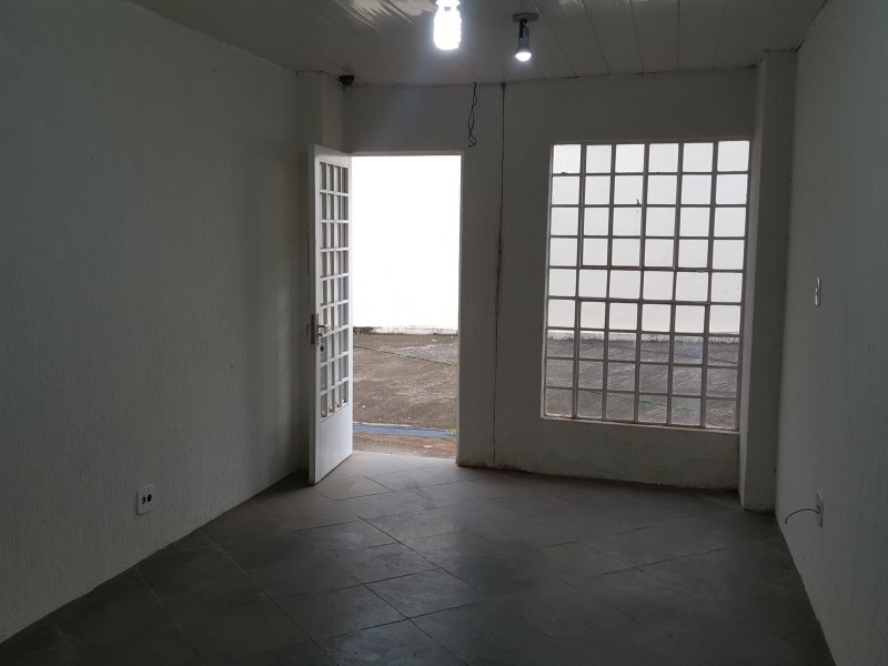 Comercial para alugar Cambuí com 25m² e  quartos por R$ 1.700 - 318839568-sala-07-foto-3.jpg