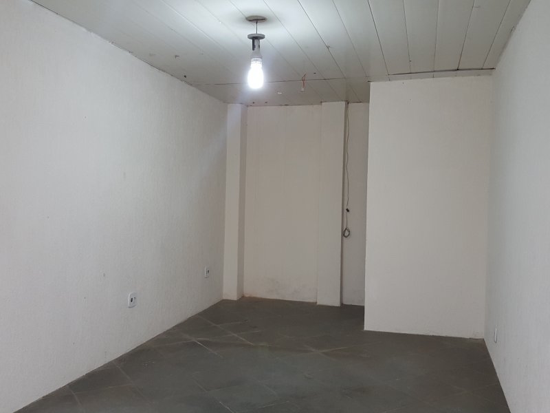 Comercial para alugar Cambuí com 25m² e  quartos por R$ 1.700 - 826191899-sala-07-foto-1.jpg