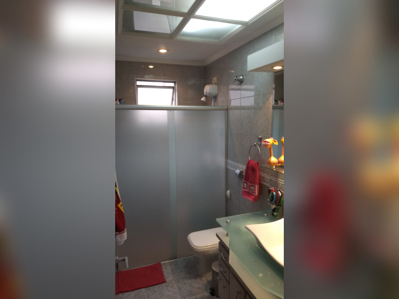 Apartamento à venda Centro com 74m² e 3 quartos por R$ 335.000 - banheiro-02.jpeg