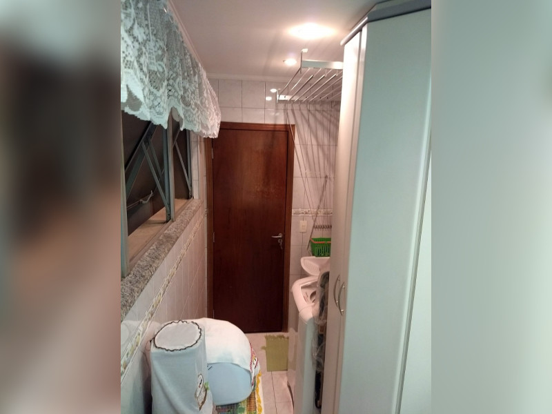 Apartamento à venda Centro com 74m² e 3 quartos por R$ 335.000 - lavanderia-02.jpeg