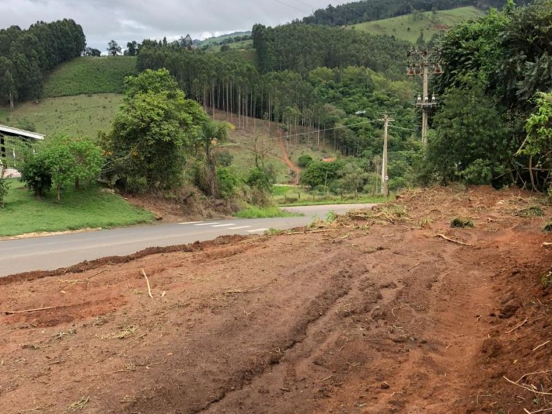Terreno à venda RIO DO PEIXE com 1750m² e  quartos por R$ 265.000 - 1670851716-whatsapp-image-2021-02-08-at-17.jpeg
