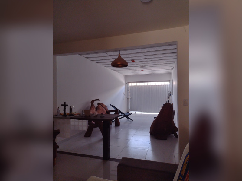 Casa à venda Centro com 200m² e 3 quartos por R$ 300 - 16140891026225750741320857670882.jpg