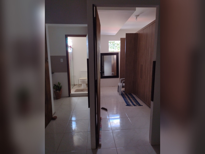 Casa à venda Centro com 200m² e 3 quartos por R$ 300 - 16140892112382600470263229177633.jpg