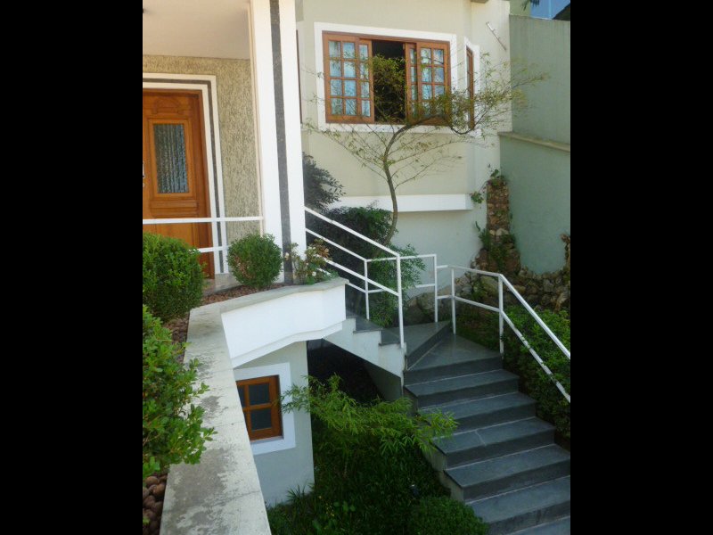 Casa à venda Jardim Virginia Bianca com 243m² e 3 quartos por R$ 1.000.000 - 891831737-9-entrada2.JPG