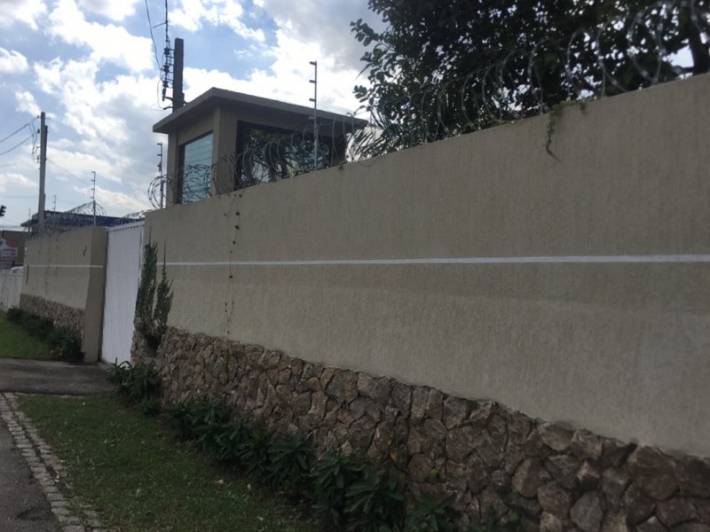 Terreno à venda Hauer com 900m² e  quartos por R$ 2.300.000 - 1651966300-46881c36-3480-4f61-95bd-60cf6b32219a.jpeg