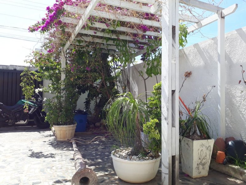 Casa à venda Atalaia com 300m² e 4 quartos por R$ 700.000 - 213503063-img-20190225-wa0040.jpg