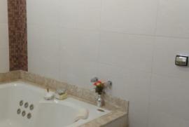 Casa à venda Jardim Acapulco com 320m² - 4 dormitórios -  vagas - R$ 680.000 - 1786923776-img-20210211-wa0027.jpg