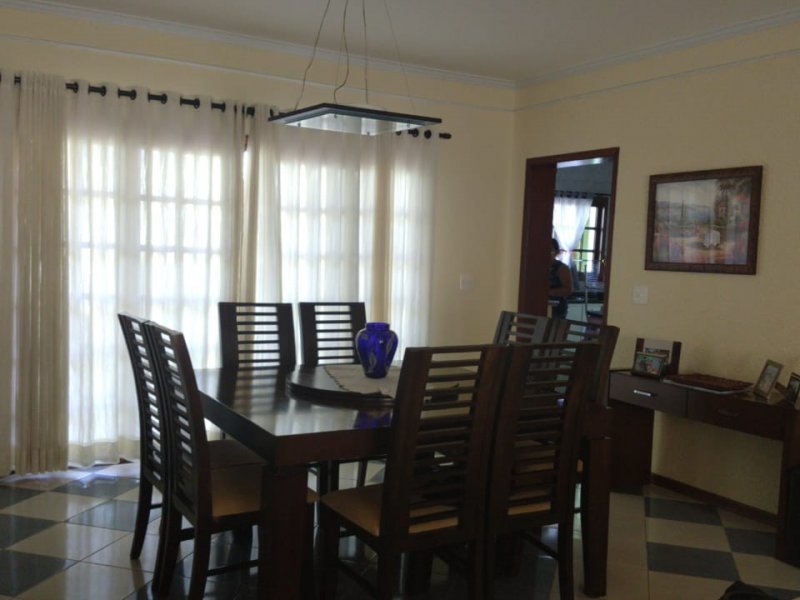 Casa à venda Jardim Acapulco com 320m² e 4 quartos por R$ 680.000 - 192721887-img-20210211-wa0012.jpg