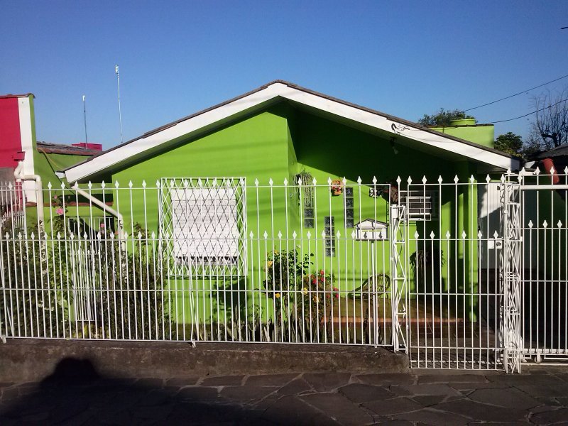 Casa à venda Aparecida com 90m² e 4 quartos por R$ 290.000 - 1336825626-casa-tiradentes.jpg