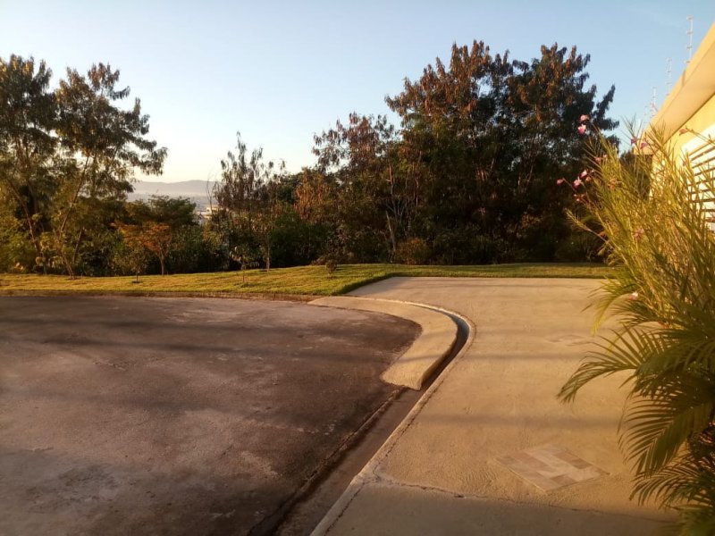 imóvel com 220m² - Vila Esperança - Itapira