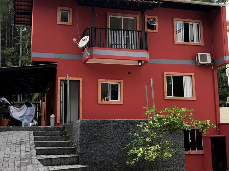 imóvel com 220m² - Passo Manso - Blumenau