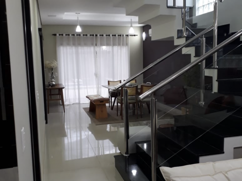 Casa à venda Santa Marta com 296m² e 4 quartos por R$ 980.000 - 1265531627-febb5a3f-ba8d-4f3e-94e3-a1caf6d92d79.png