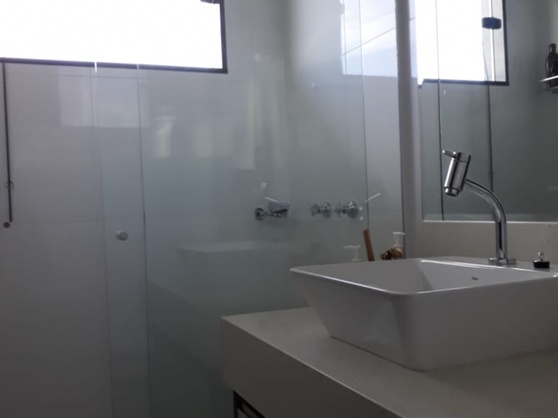 Casa à venda Santa Marta com 296m² e 4 quartos por R$ 980.000 - 2086503867-70e05e3a-c42d-418a-bfe2-c726a955d8ef.png