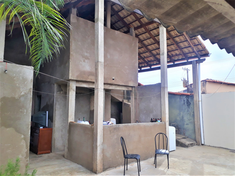 Casa à venda Custódio Pereira com 150m² e 3 quartos por R$ 368.000 - f-fundo-casa-b.jpg