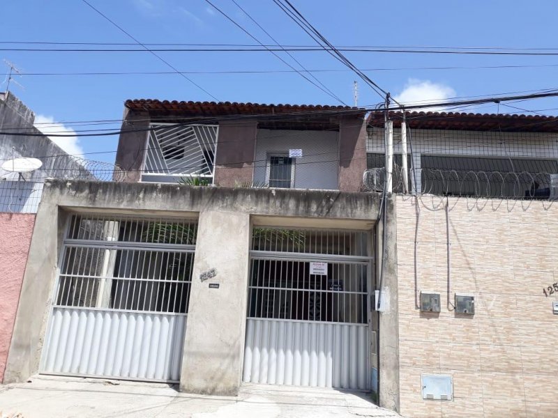 Casa para alugar Farias Brito com 72m² e 1 quarto por R$ 1.300 - 986404605-casa-11.jpg