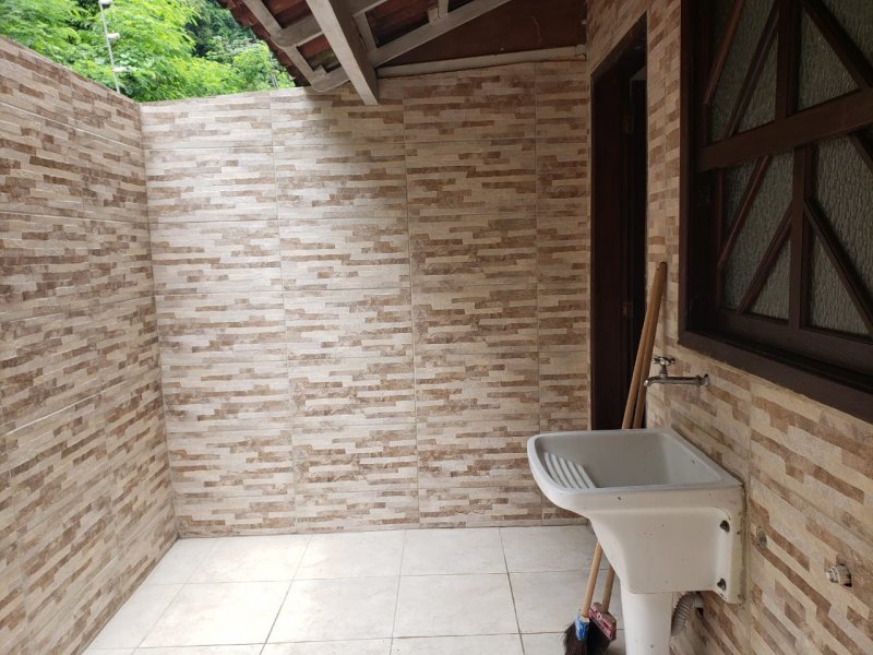 Casa à venda Jardim Sulacap com 95m² e 2 quartos por R$ 290.000 - 1950165534-98fcd279-d1e4-4013-bcf3-8691599548ff.jpeg