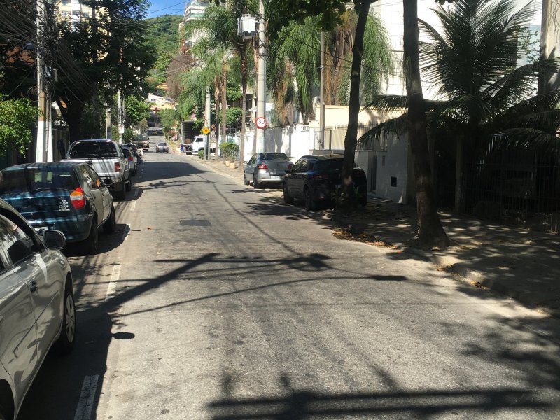 Terreno à venda Jardim Icarai com 169m² e  quartos por R$ 250.000 - 1424164602-52bb4025-cc1e-467d-8a5e-5b8a96ef6c09.jpeg