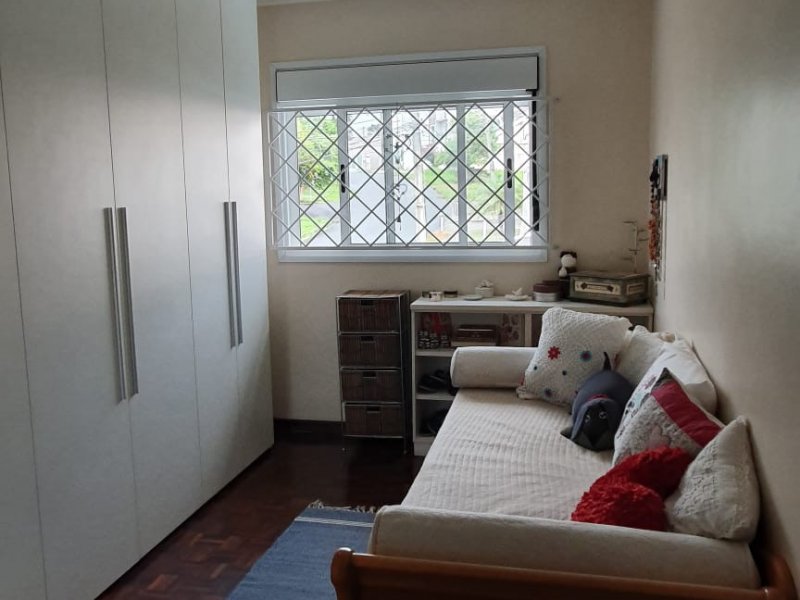 Casa à venda Pilarzinho com 257m² e 3 quartos por R$ 900.000 - 127516541-quarto9c.jpg