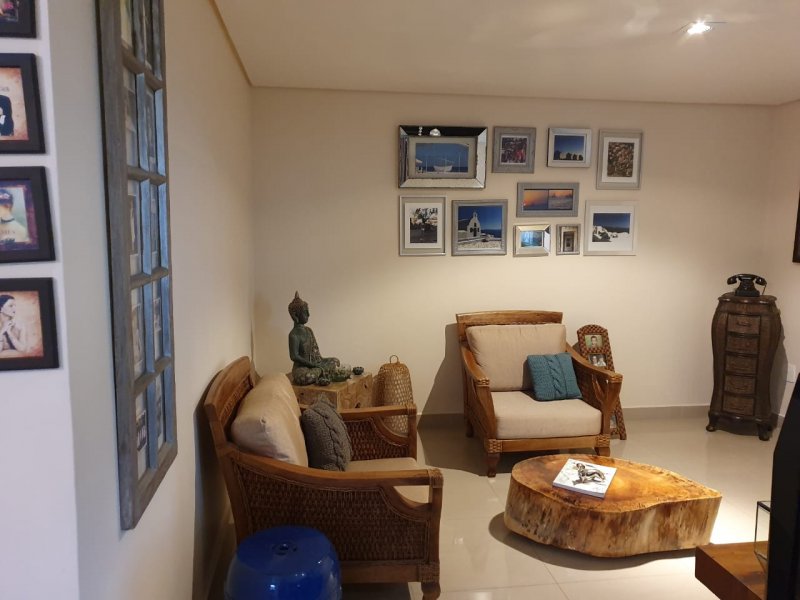 Casa à venda Pilarzinho com 257m² e 3 quartos por R$ 900.000 - 1691951528-sala3c.jpg