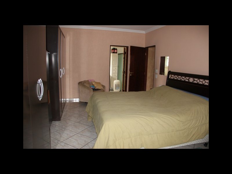 Casa à venda Vila Vivaldi com 350m² e 4 quartos por R$ 650.000 - 836362734-quarto-03-4.jpg