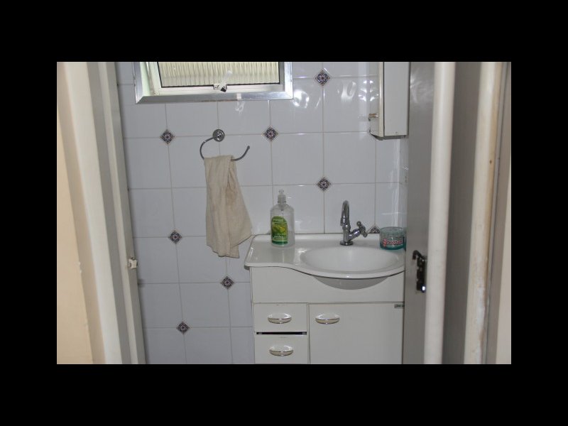 Casa à venda Vila Vivaldi com 350m² e 4 quartos por R$ 650.000 - 958713871-lavabo.jpg