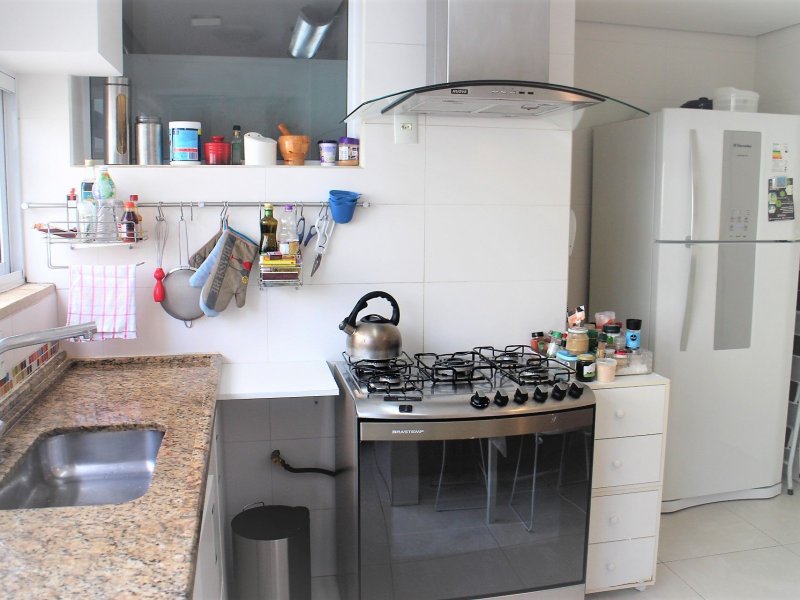 Apartamento à venda Perdizes com 113m² e 4 quartos por R$ 960.000 - 2145797340-cozinha-vista-2-detalhe-da-coifa.jpg