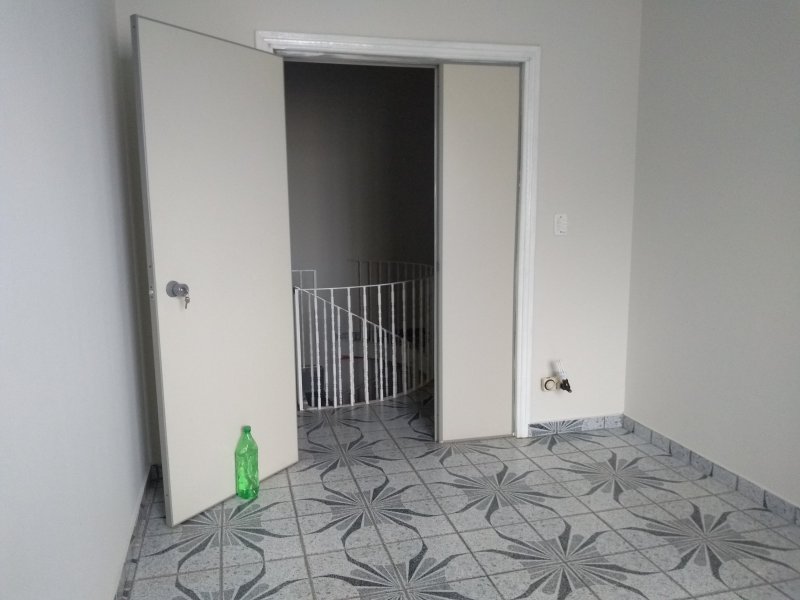 Casa à venda Vila Santa Maria (Vila Xavier) com 150m² e 2 quartos por R$ 400.000 - 1758445964-img-20180306-154939816.jpg