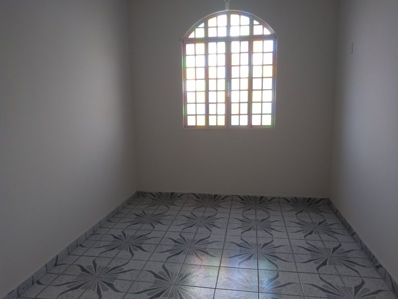Casa à venda Vila Santa Maria (Vila Xavier) com 150m² e 2 quartos por R$ 400.000 - 1818636672-img-20180306-154929867.jpg