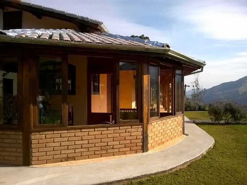 imóvel com 200m² - Santa Barbara - Sao Jose dos Campos