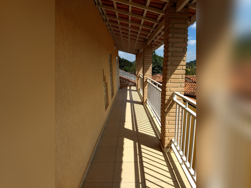 Casa à venda Jardim Sinki com 590m² e 3 quartos por R$ 450.000 - fachada-lateral.jpeg