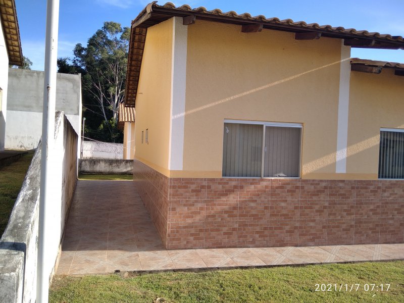 Casa à venda Setor Lagoa Quente com 200m² e 2 quartos por R$ 200.000 - 380122318-img-20210107-071745-1.jpg