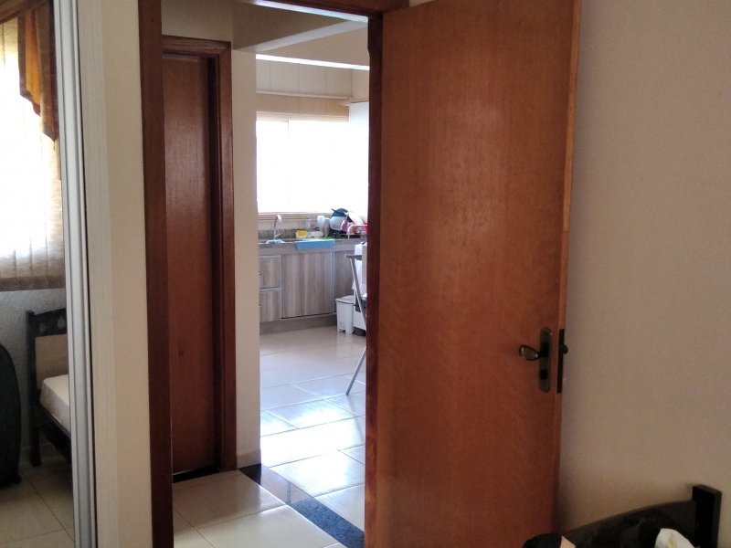 Casa à venda Setor Lagoa Quente com 200m² e 2 quartos por R$ 200.000 - 937183885-img-20210107-071612.jpg