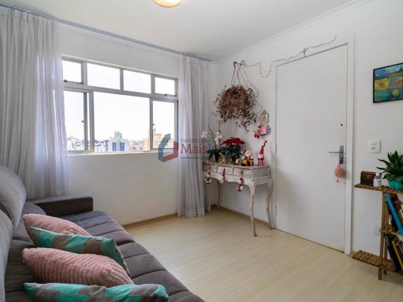 imóvel com 66m² - Água Verde - Curitiba