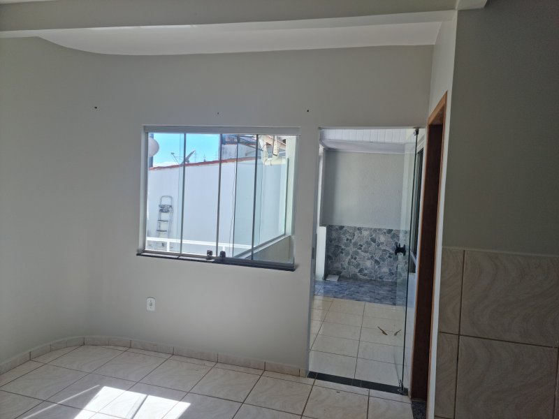 Casa à venda Taguatinga Sul (Taguatinga) com 360m² e 7 quartos por R$ 1.000.000 - 1975305359-20210411-102639.jpg