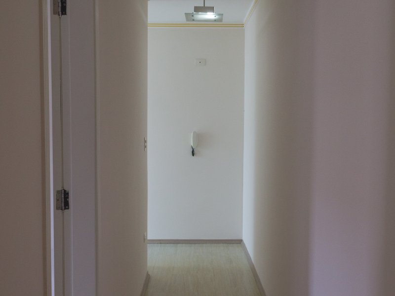 Casa à venda Jardim São Paulo com 224m² e 3 quartos por R$ 1.250.000 - 519527857-escada-corredor-3.jpg