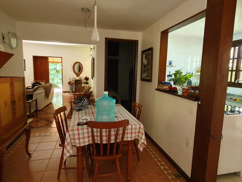 Casa à venda Itaipava com 390m² e 3 quartos por R$ 1.500.000 - 1428384786-09-cozinha-e-copa.jpg