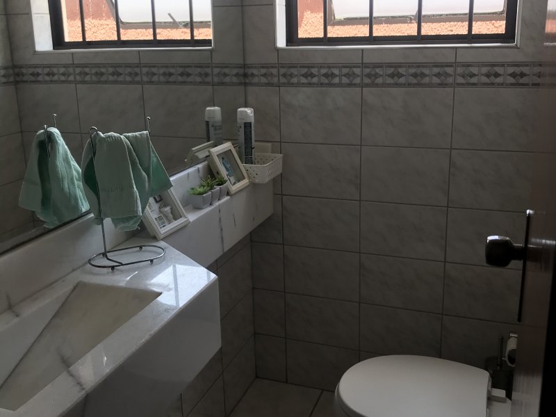 Casa à venda Parque Santa Rosa com 360m² e 5 quartos por R$ 980.000 - 512634660-676853ee-f90a-481f-a73c-5a25f2ae376f.jpeg