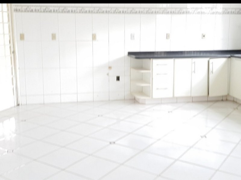 Casa à venda Jardim Presidente com 350m² e 4 quartos por R$ 490.000 - 1269898744-whatsapp-image-2021-02-14-at-22.jpeg