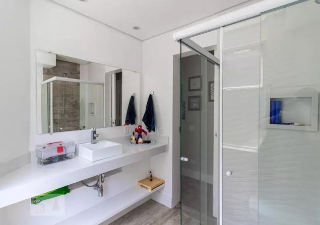 imóvel com 130m²