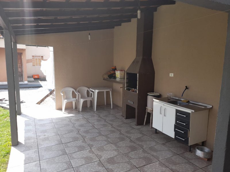Casa à venda Jardim Amelia com 208m² e 3 quartos por R$ 550.000 - 2024330389-churrasqueira.jpeg