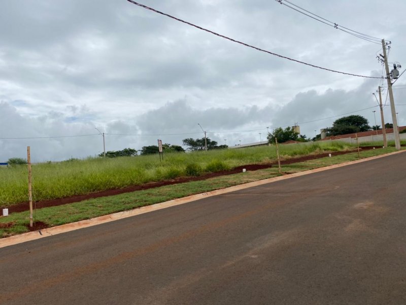 imóvel com 250m² - Jardim Universal - Araraquara