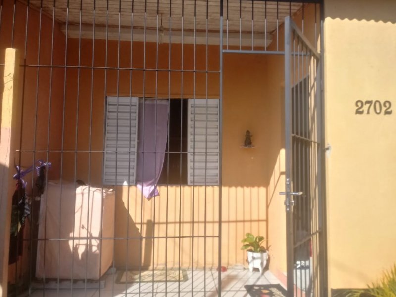 Casa à venda Camaquã com 92m² e 2 quartos por R$ 69.000 - 582718805-img-20200705-wa0015.jpg