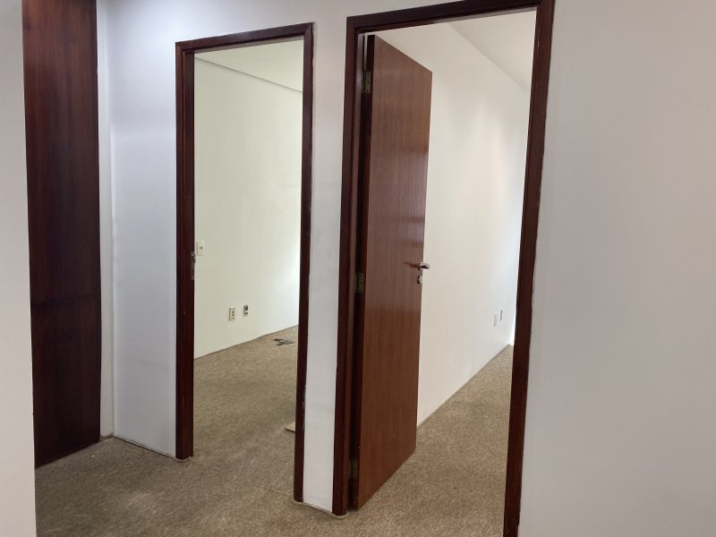 Comercial à venda Jardim Paulista com 32m² e 1 quarto por R$ 292.000 - 1458706693-img-0290.jpg