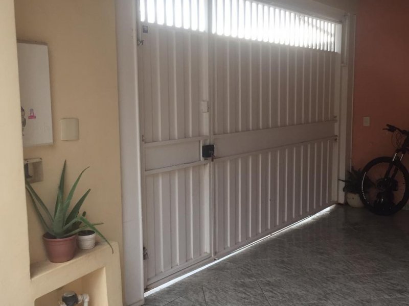 Casa à venda Jardim XI de Agosto com 150m² e 3 quartos por R$ 450.000 - 49231647-71181404-5cde-46e9-a037-2d05a3ed4417.jpg