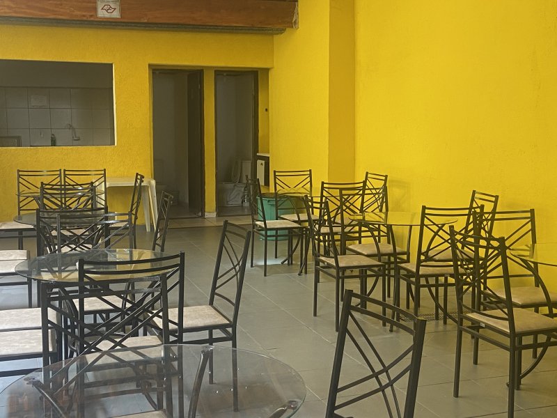 Comercial para alugar Parque Dom João Neri com 140m² e  quartos por R$ 2.950 - 391917578-8266fcad-5940-44d3-97fb-d2557d547727.jpeg