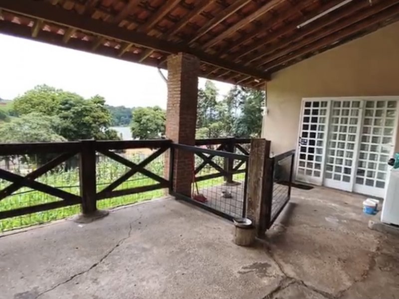 Casa à venda Country R. Félix com 1235m² e 3 quartos por R$ 700.000 - 1824789355-img-4692.jpg